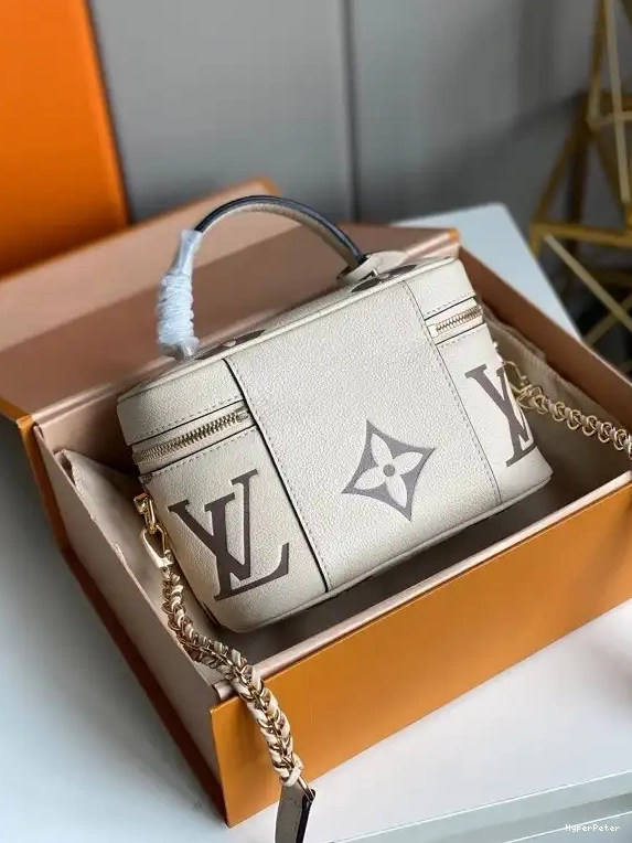 VANITY VUITTON LOUIS PM 0514